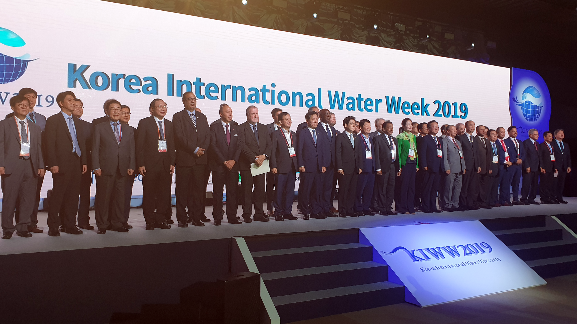 Korea International Water Week opens with a strong political presence from the Minister of Environment of Korea, as well as Ministers from Senegal, Algeria and Sri Lanka, the Mayor of Daegu, the Deputy Speaker of the National Assembly and other esteemed participants, 4 September 2019