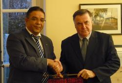 Loïc Fauchon meets the minister of water from Palestinian authority