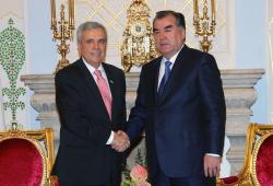 President of Tajikistan H.E. Emomalii Rahmon (right) and President of the World Water Council Benedito Braga during a bilateral meeting, Dushanbe, Tajikistan, August 2013