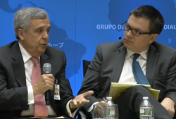 World Water Council President Benedito Braga (left) and US Industry and Energy Editor of the Financial Times Ed Crooks at the panel “Rising to the Renewable Energy Challenge – Tapping the Potential and Doing it Right” - World Bank-IMF Annual Meeting, 10 October 2014