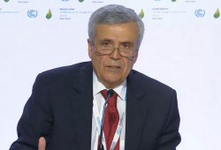 World Water Council President Benedito Braga speaking at the CoP21 press event "Climate is Water - from Paris to Marrakech", Paris, 2 December 2015
