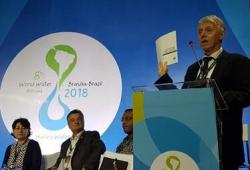 World Water Council Governor Torkil Jonch Clausen launches the challenge paper Revitalizing #IWRM for the 2030 agenda during the high-level panel at the 8th World Water Forum, Brasilia, Brazil, 20 March 